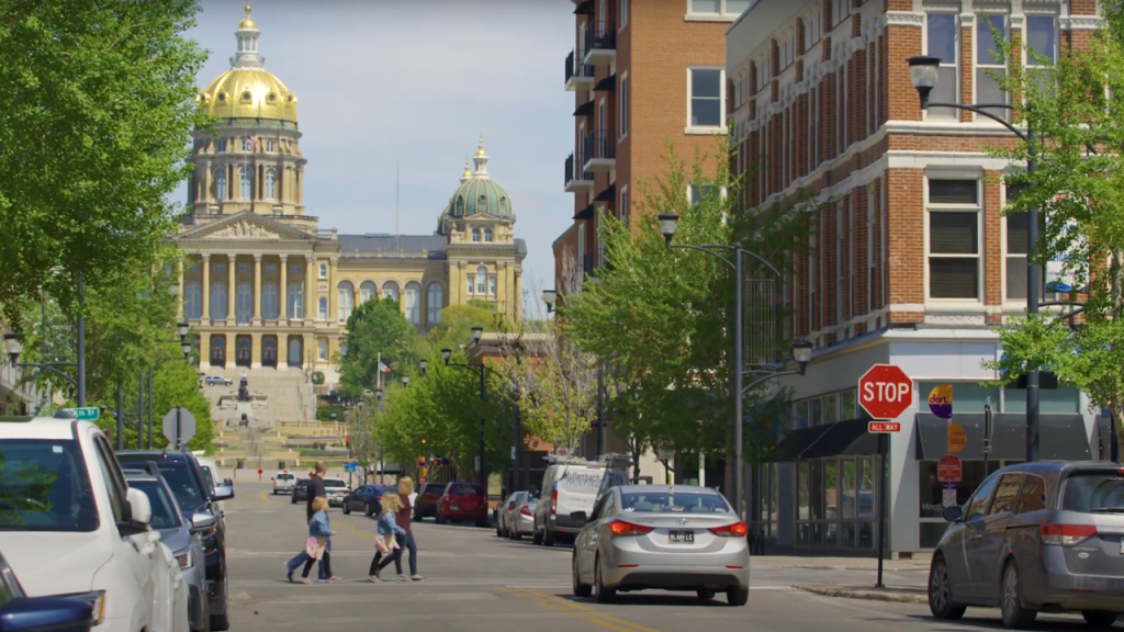 The streets of down town Des Moines, Iowa